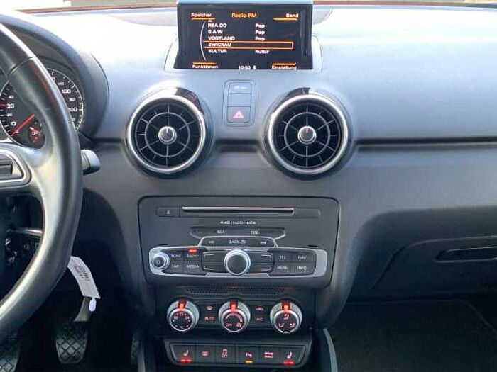Audi A1 1.4 TSFI Sportback Sport 17-Zoll PDC Sitzheiz