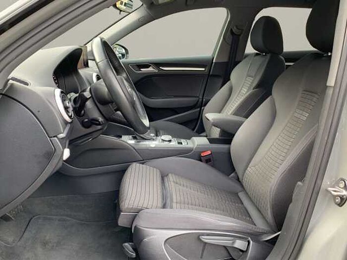 Audi A3 Sportback 35TFSI sport S line NAVI 19 VIRTUAL