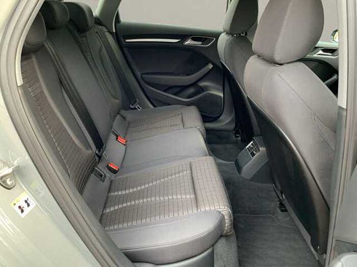 Audi A3 Sportback 35TFSI sport S line NAVI 19 VIRTUAL