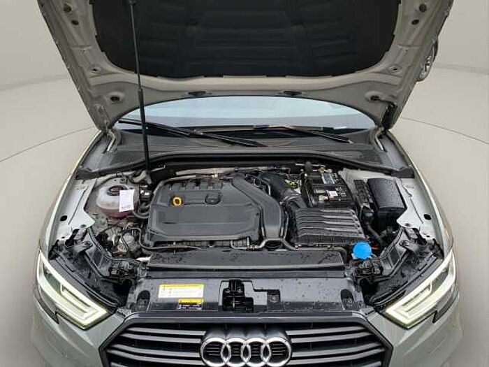 Audi A3 Sportback 35TFSI sport S line NAVI 19 VIRTUAL