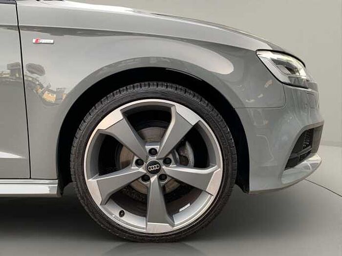 Audi A3 Sportback 35TFSI sport S line NAVI 19 VIRTUAL