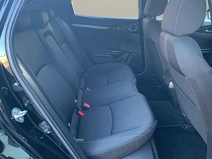 Honda Civic 1.0 Elegance Facelift REIFEN NEU!