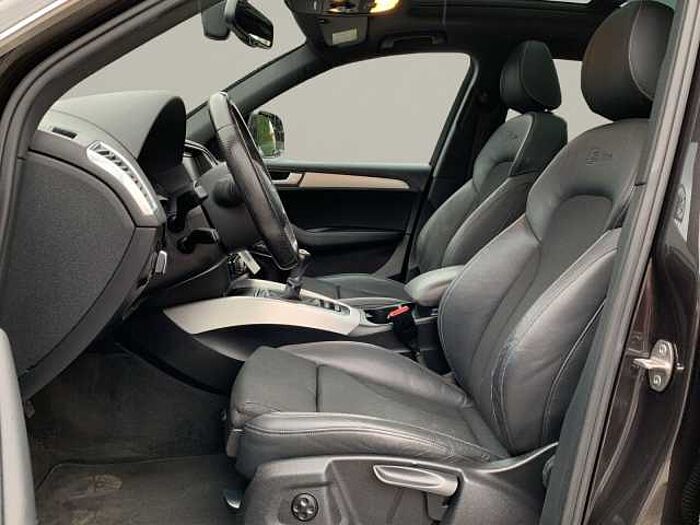 Audi Q5 2.0 TDI 140 kW quattro S line Sport AHK PANO