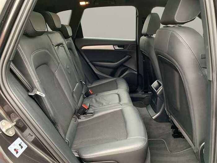 Audi Q5 2.0 TDI 140 kW quattro S line Sport AHK PANO