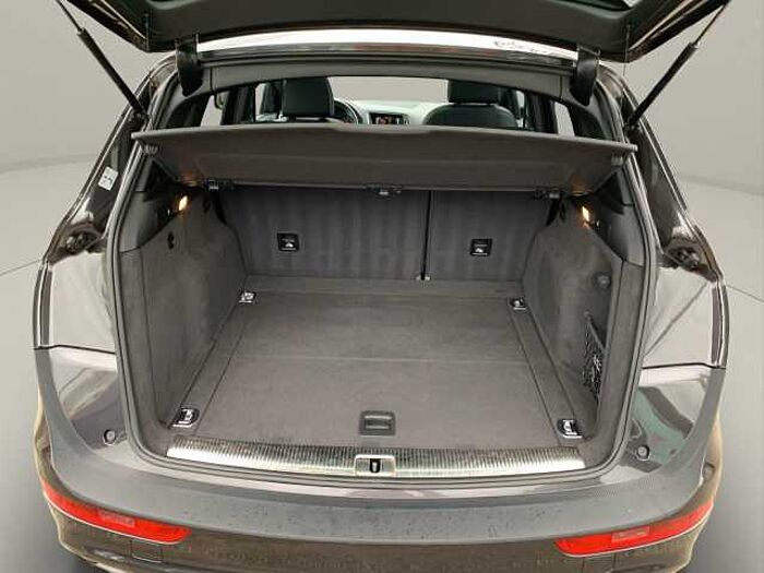 Audi Q5 2.0 TDI 140 kW quattro S line Sport AHK PANO