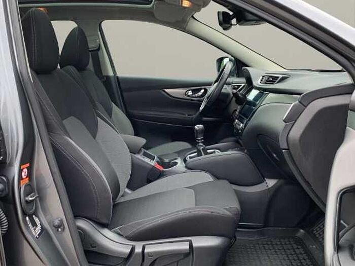 Nissan Qashqai 1.6 DIG-T N-Connecta 4x2 AHK