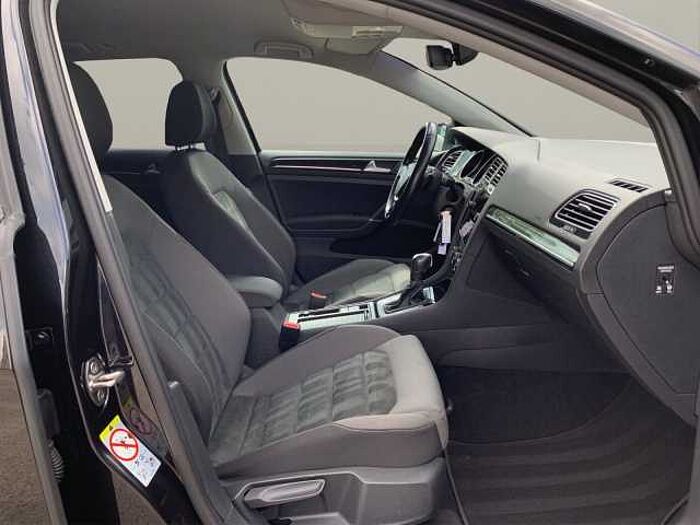 Volkswagen Golf VII Variant 1.5 TSI Highline AHK schwenkbar