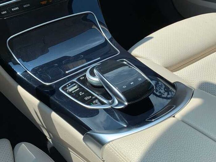 Mercedes-Benz C 180 T Avantgarde LEDER NAVI LED GARANTIE
