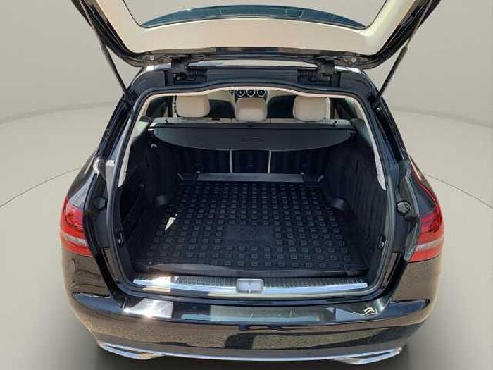 Mercedes-Benz C 180 T Avantgarde LEDER NAVI LED GARANTIE