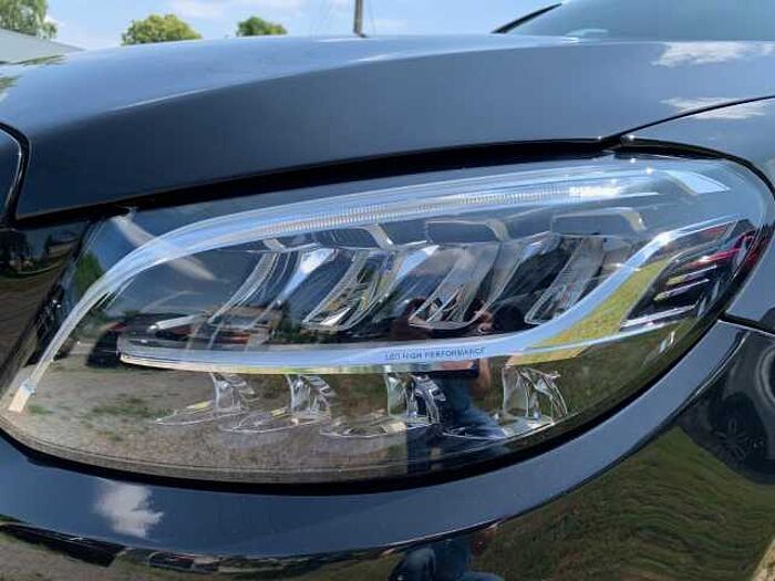 Mercedes-Benz C 180 T Avantgarde LEDER NAVI LED GARANTIE