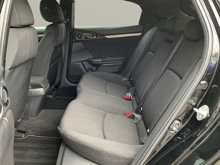 Honda Civic 1.6 i-DTEC Elegance NAVI ACC SITZHEIZ M&S