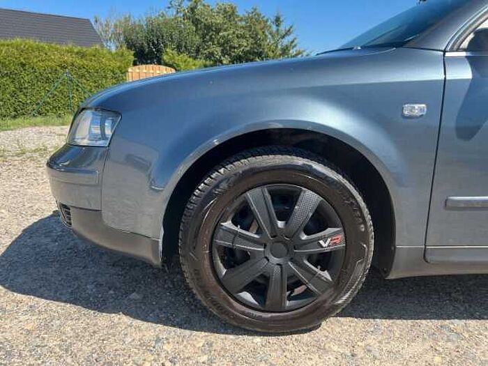 Audi A4 1.6 75KW Limo